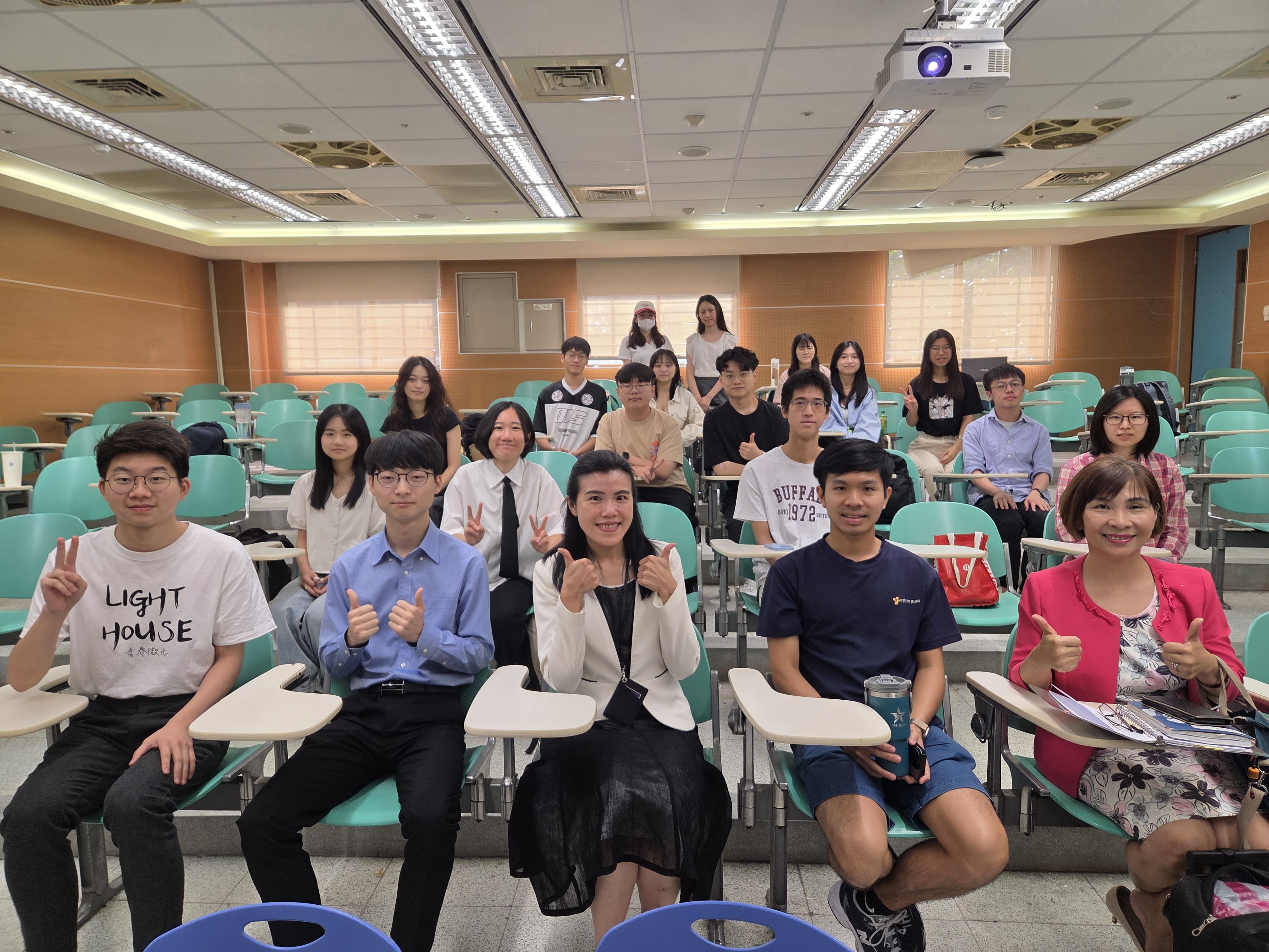 2025劉姵君學姐職涯講座