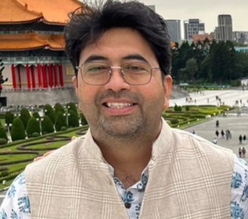 Raj Kumar Sharma照片